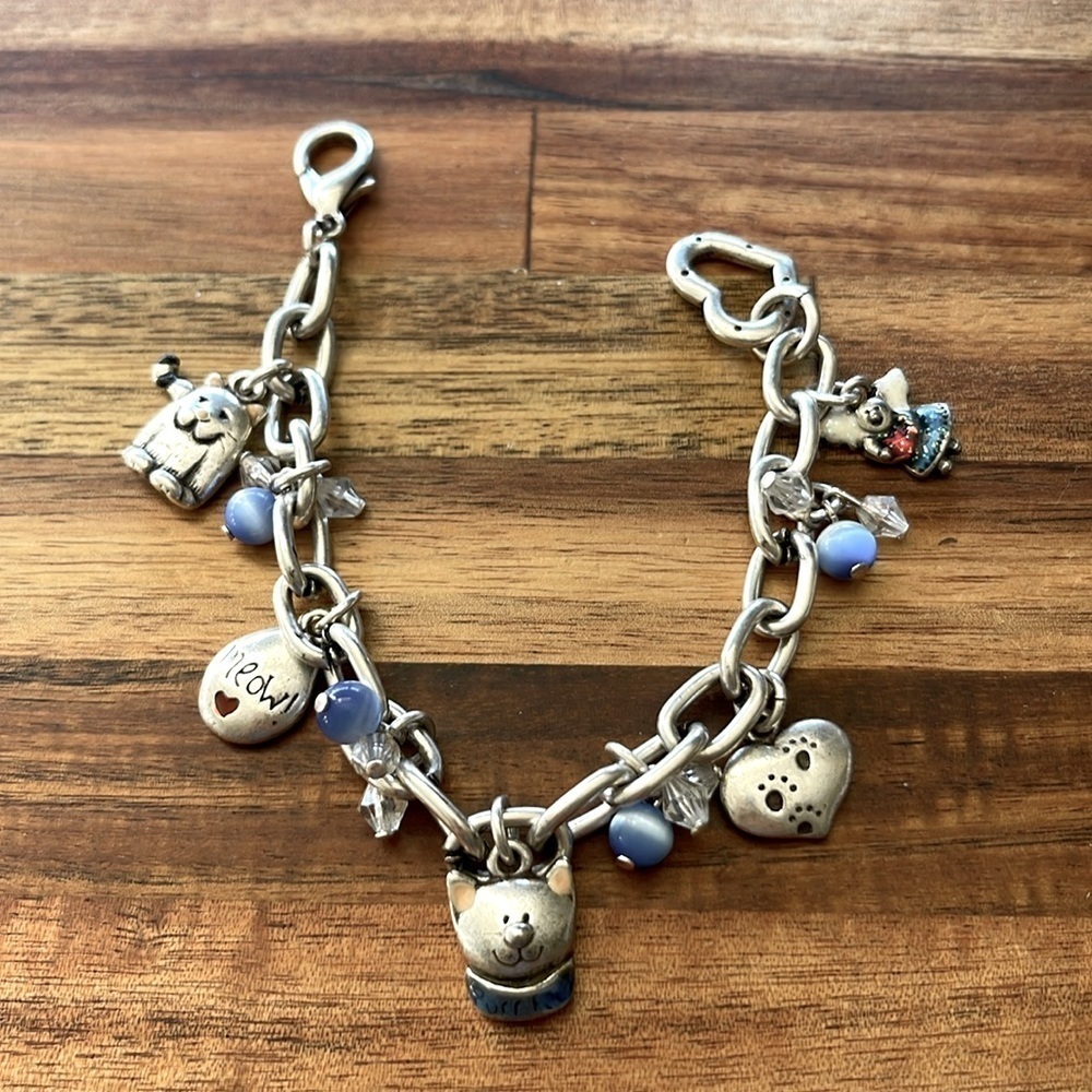 Cat Theme Charm Silver Tone Bracelet. P/A